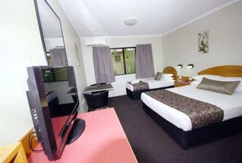 Reef 4* Mackay