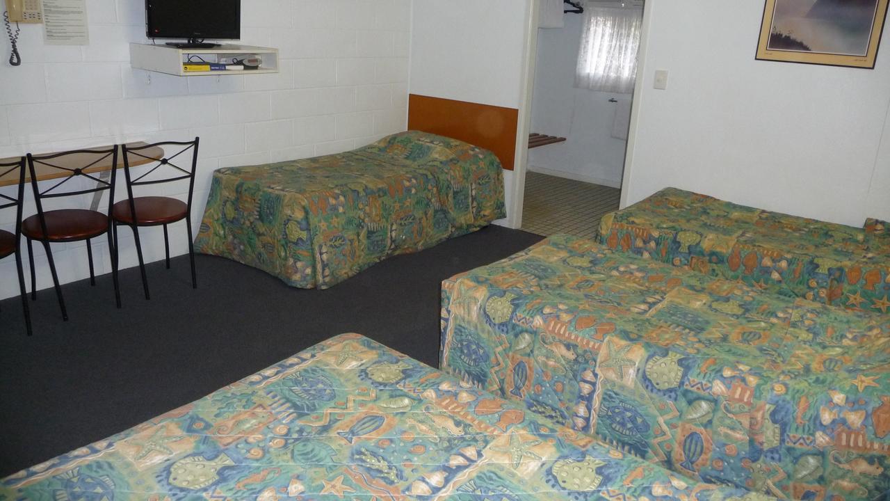 Bel Air Motel *