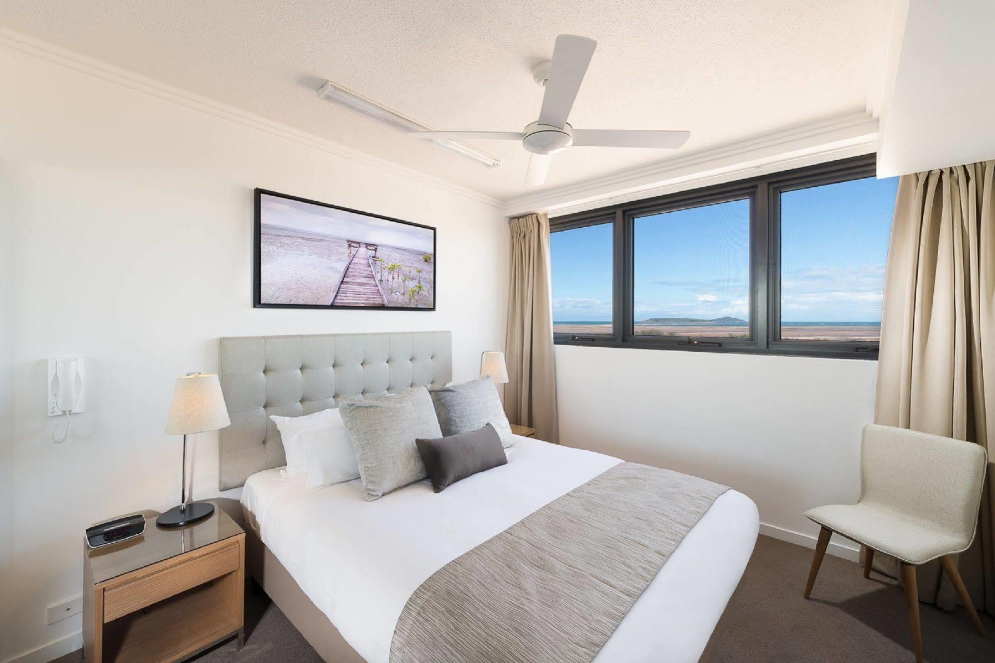 Aparthotel Pacific Sands 4*