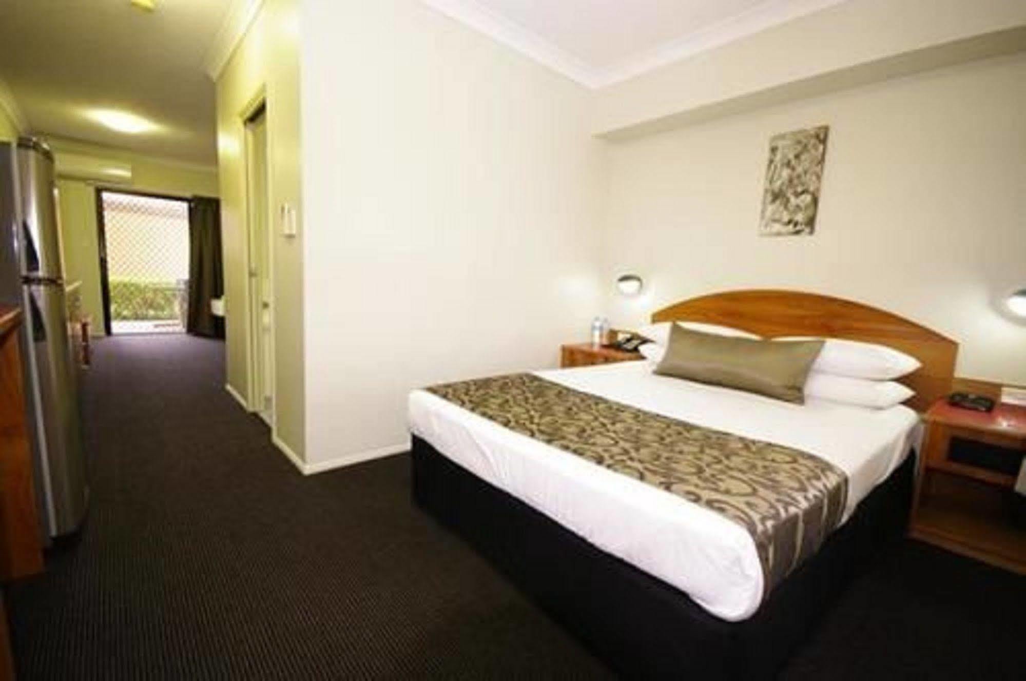 Country Comfort Hotel Mackay