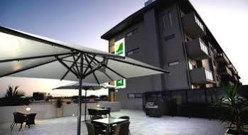 Aligned Corporate Residences Aparthotel 4*