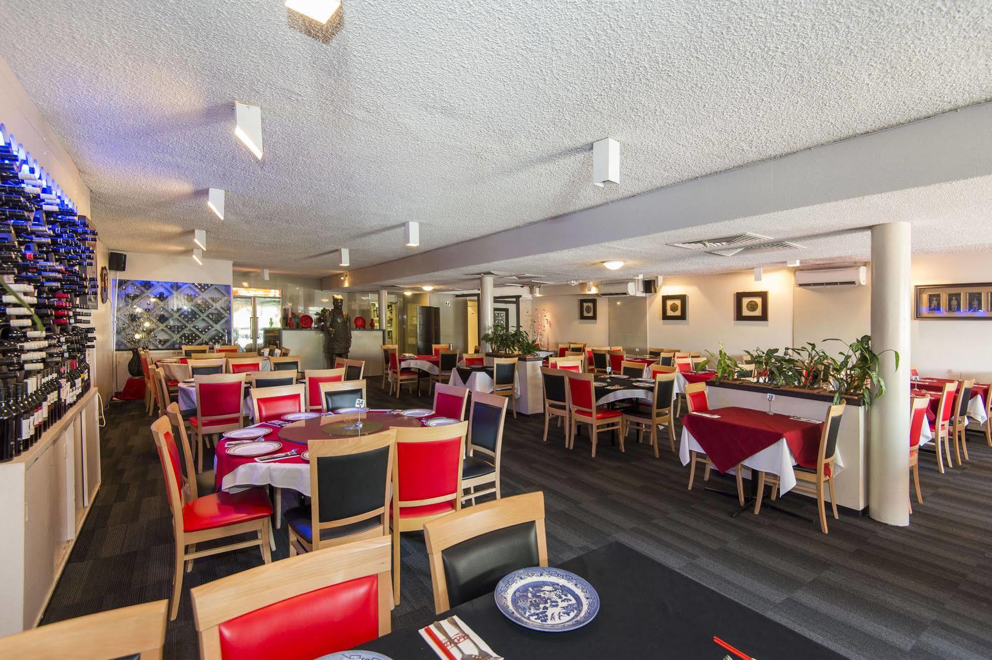 Coral Sands Motel