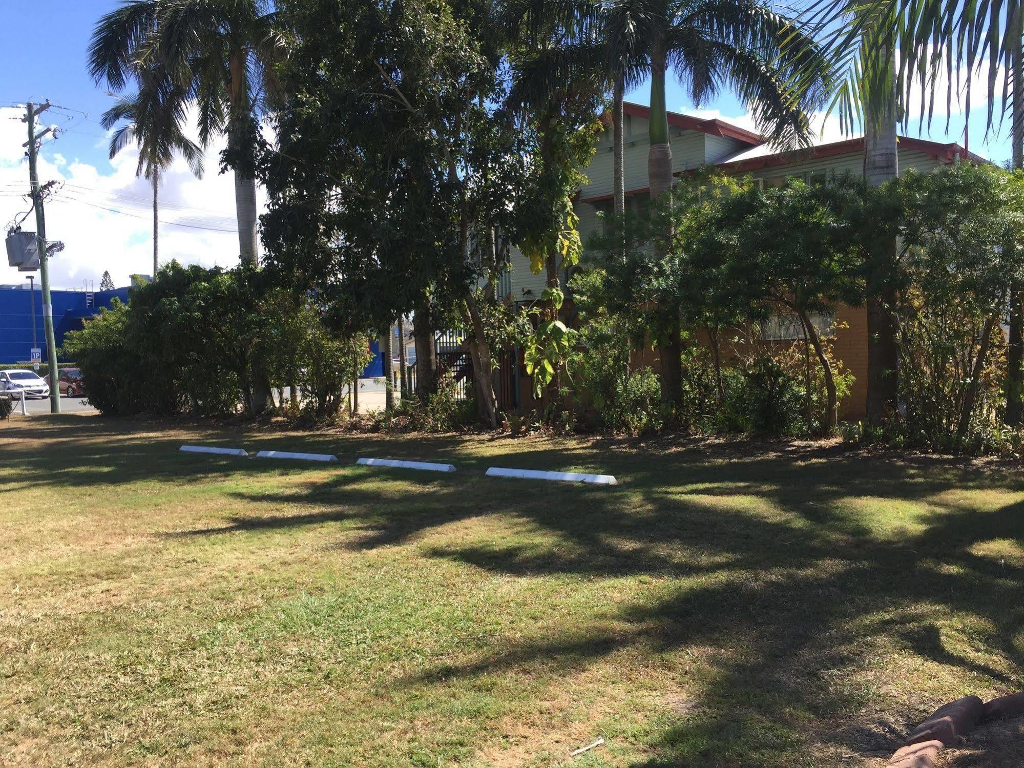 Paradise 3* Mackay