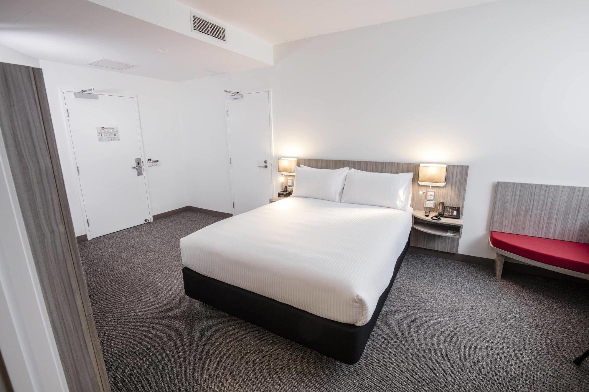 Ibis Hotel