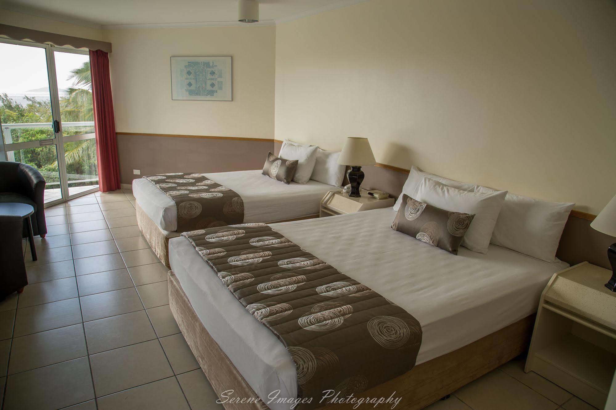 Ocean International 4*