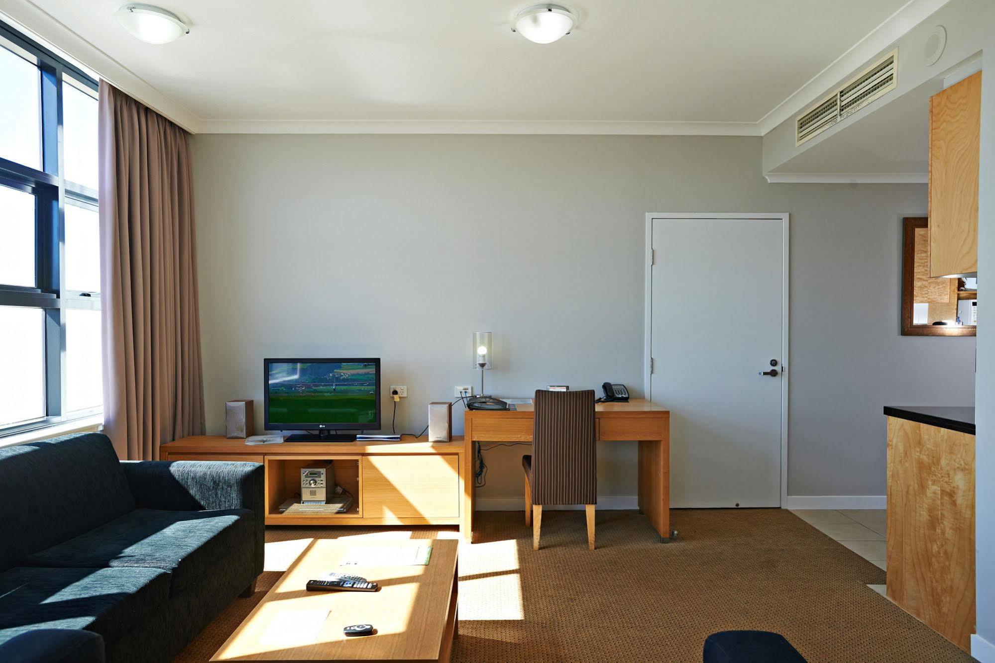 Rydges 4*