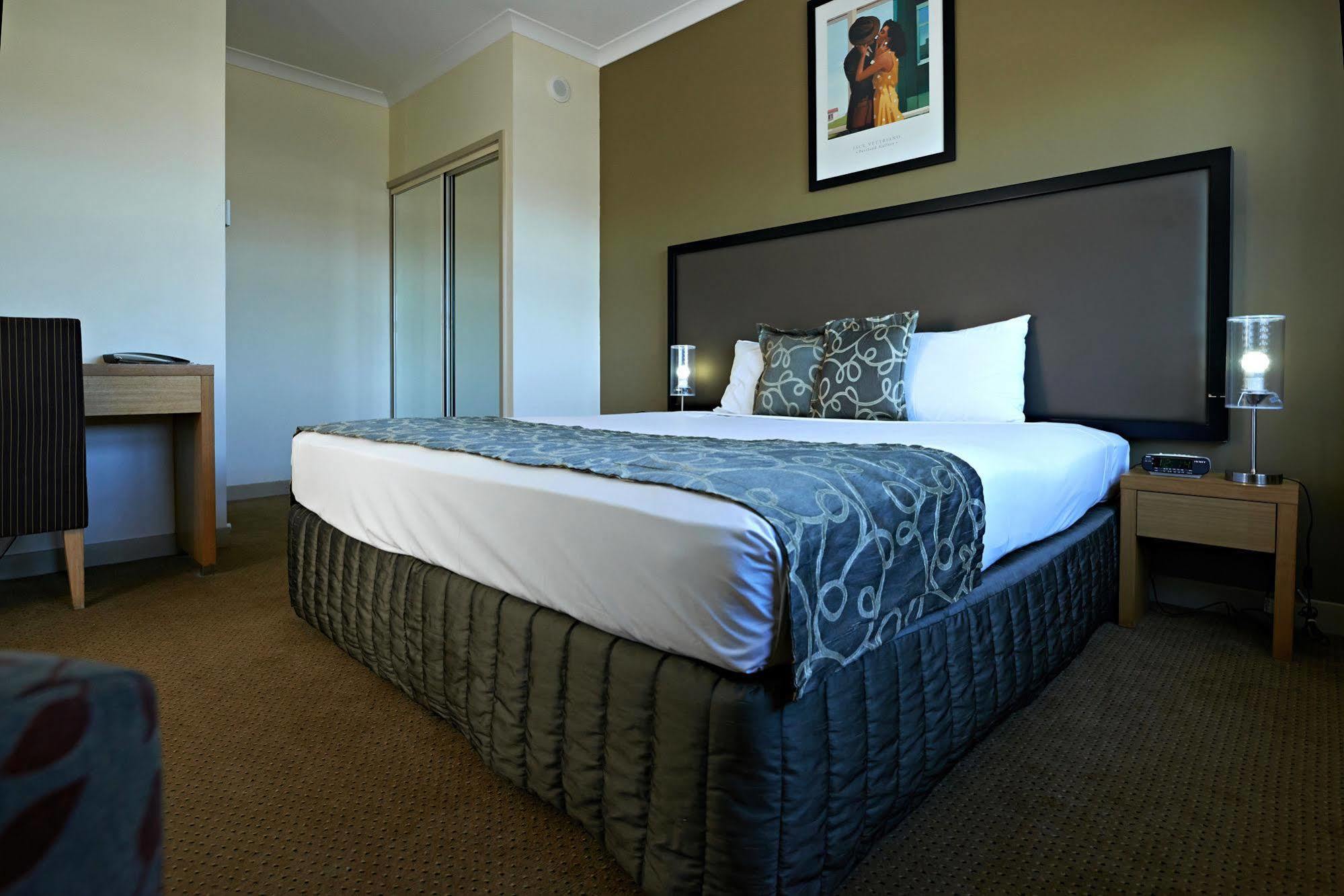 Rydges Hotel