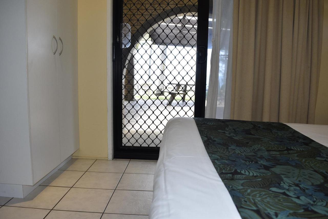 Absolute Front - Blue Pacific Apartment Mackay