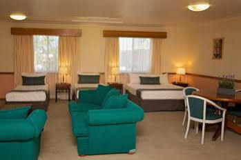 White Lace Motor Motel Mackay