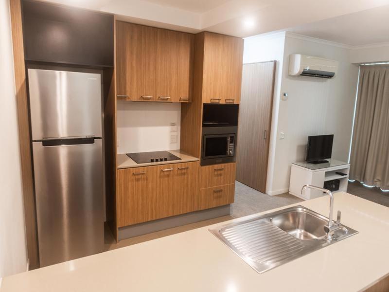 Apartment Airtrip On River Street,