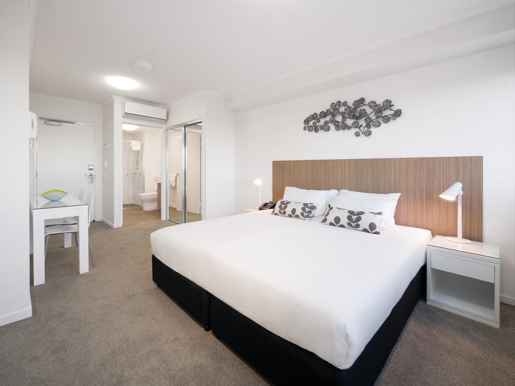 Aparthotel Oaks Rivermarque