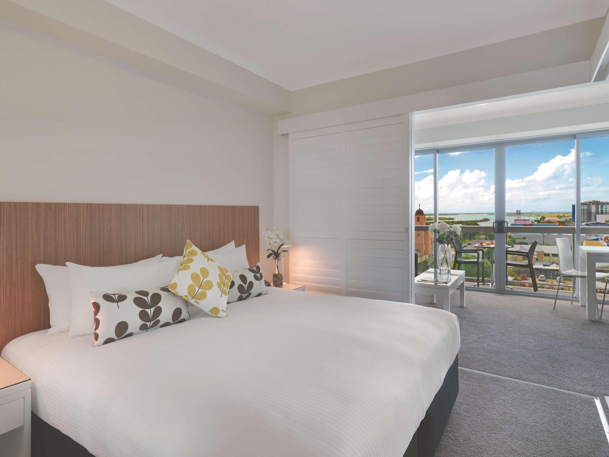 Aparthotel Oaks Rivermarque