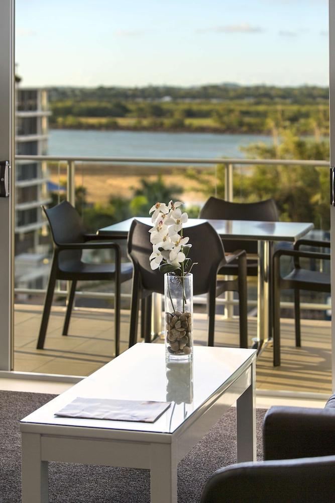 Oaks Rivermarque Mackay