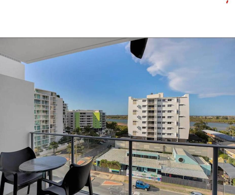 Airtrip On River Street, Apartment