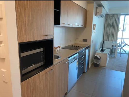 Apartment Airtrip On River Street,