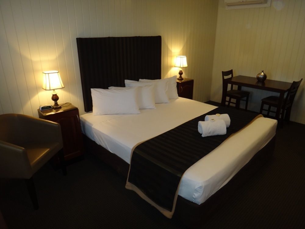 Motel Country Plaza Motor 4*