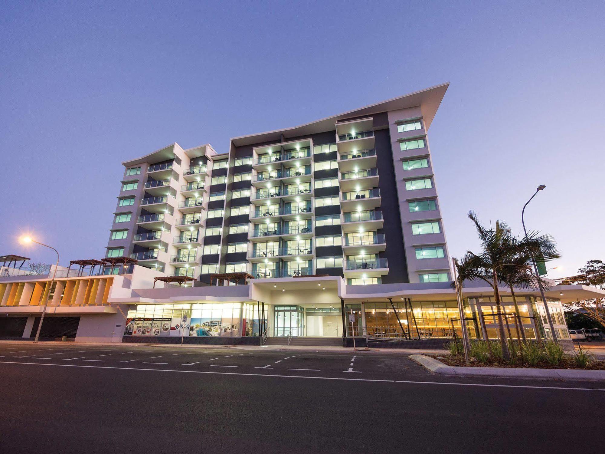 Aparthotel Oaks Rivermarque